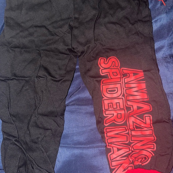 Spiderman Two Piece Set—NWT 🤩 - Picture 7 of 7